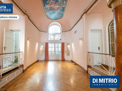 ¡Una residencia única, donde el lujo y la historia se encuentran. Cuatro niveles con pileta propia!