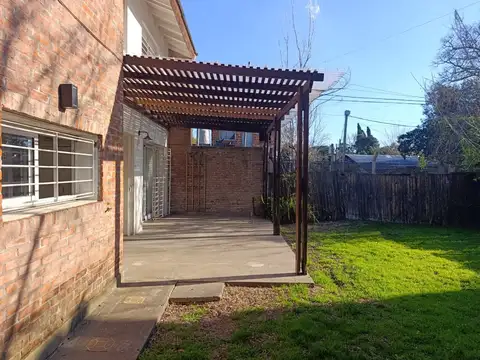 Casa en Alquiler de 3 dormitorios