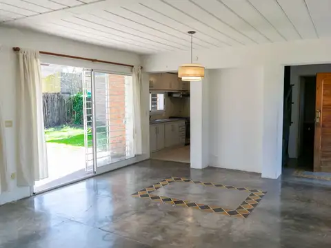 Casa - Alquiler - Argentina, San Miguel - Av. Santa Fe 2150