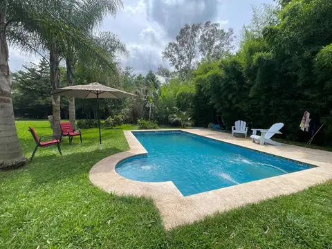 Venta de Quinta de 2700 Mts / apta Credito/ Permut