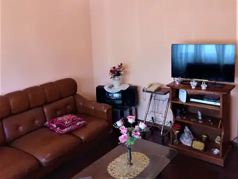 Casa en Venta en Mariano Moreno, USD 98.000