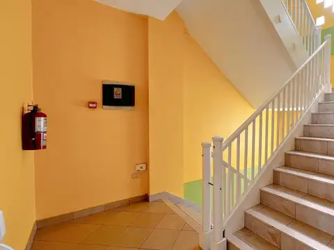 VENTA | EDIFICIO COMERCIAL | LOCAL + OFICINAS  | ZONA CENTRO