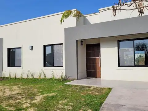 Venta Con Renta en Santa Elena Pilar del Este