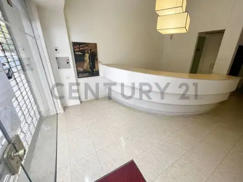 Amplio local comercial en excelente estado – Ideal uso profesional o institucional Balvanera