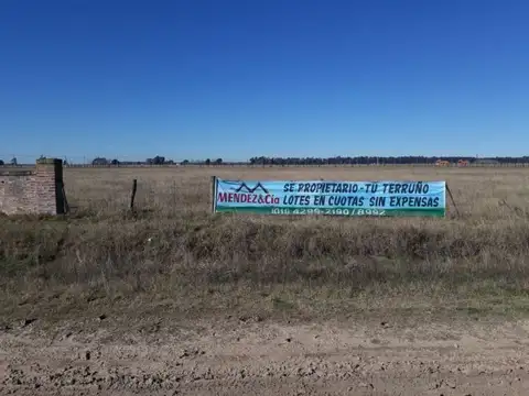 EN VENTA!! VALORES EN PESOS $$$!! Lote en Domselaar este