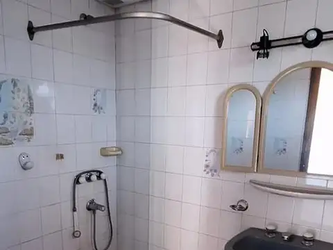 CIUDADELA.BRANDSEN AL 4200 VENTA EN BLOCK REFACCIONAR 8 AMBI