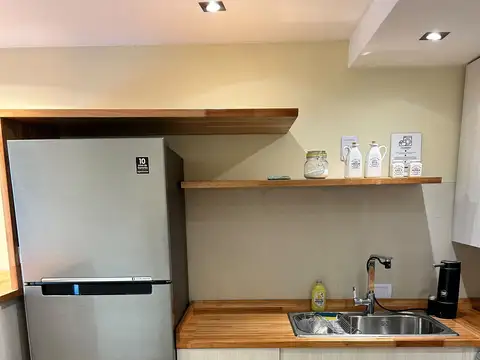 Dúplex remodelado, luminoso y de excelente diseño