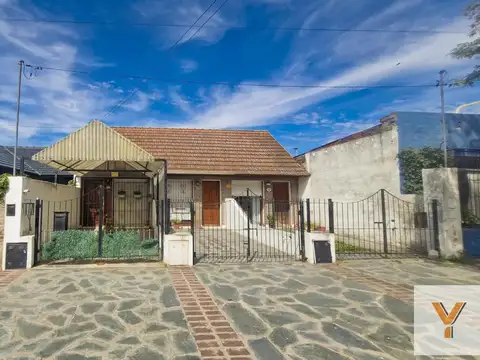 Casa en venta - 1 Dormitorio 1 Baño - Tres Arroyos
