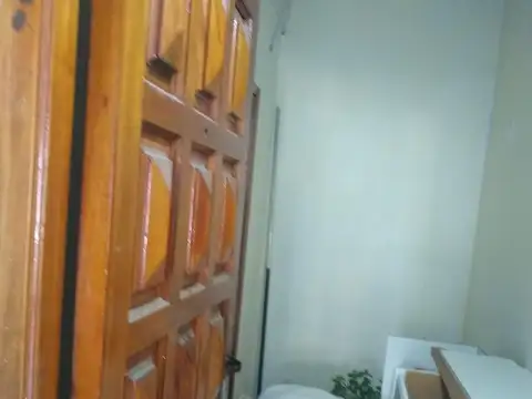 Casa en Venta en Berazategui Oeste, USD 90.000