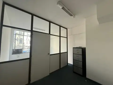 Oficina en Avenida Corrientes 1200