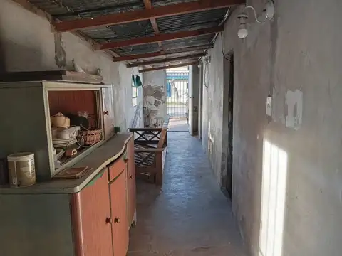 Casa en venta a reciclar en Balcarce 