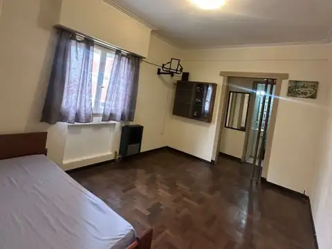 Departamento en Alquiler en La Perla Sur, $ 700.000