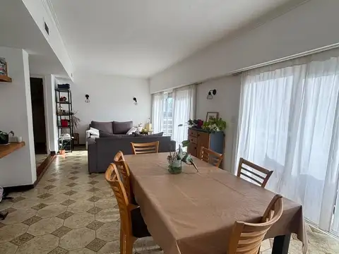 Departamento en Alquiler de 4 dormitorios