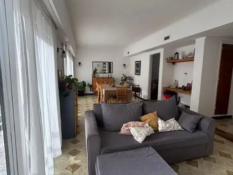 Departamento en Alquiler de 4 dormitorios