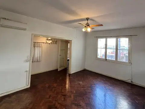 Departamento en Alquiler en Balvanera, $ 1.100.000