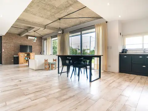 Casa en Venta en Villa Elisa, USD 125.000