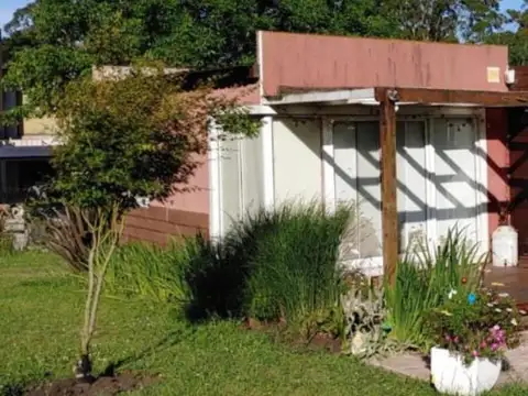 Casa 3 ambientes con 2 baños