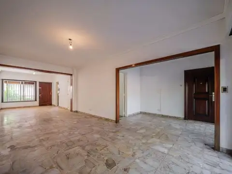 Venta Casa 5 ambientes Cochera Jardín Munro