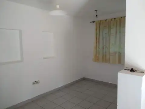 Casa en Venta en Pilar, USD 85.000