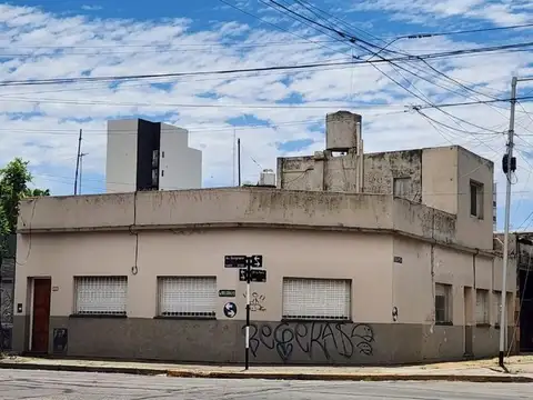 LOTE EN ESQUINA APTO EMPRENDIMIENTO AVENIDA BELGRANO ESQUINA