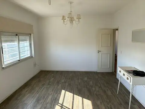 Avelino Diaz 500, Piso 2