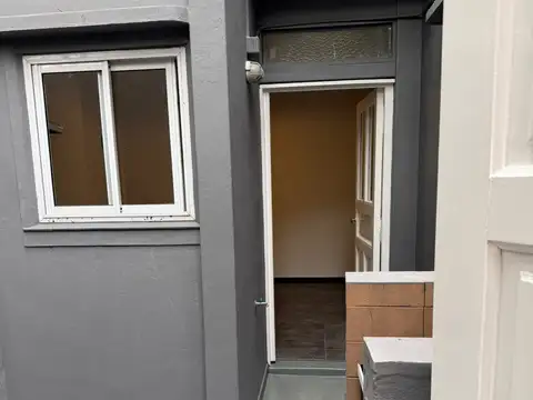 Depto Tipo Casa en Alquiler de 2 ambientes