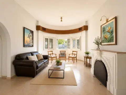 Casa en Venta excelente esquina Cerro de las Rosas