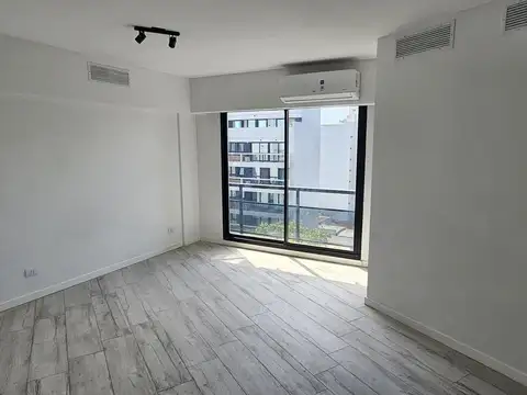 Forest 400 piso 9 - 1 amb - Pileta / Parrilla