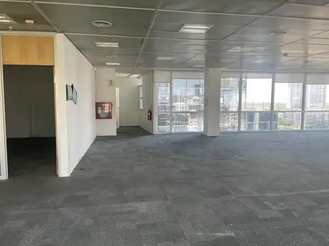 Oficina en Alquiler con Vista al Río - Bouchard Plaza