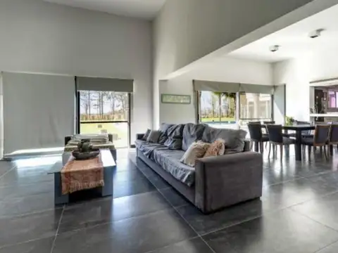 Casa en Venta de 4 dormitorios