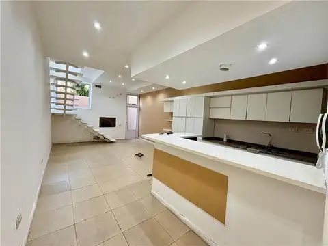 Depto Tipo Casa en Alquiler con 1