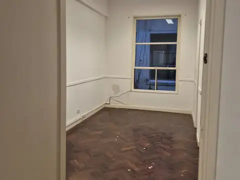 Lavalle 400, Piso 1