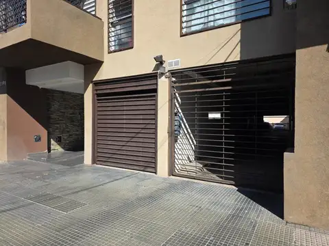 Pedro Moran 2300