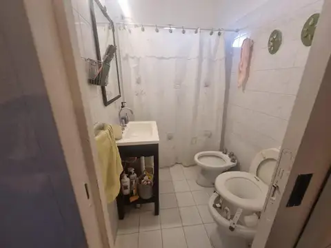 Casa en  venta dos dormitorios  y patio