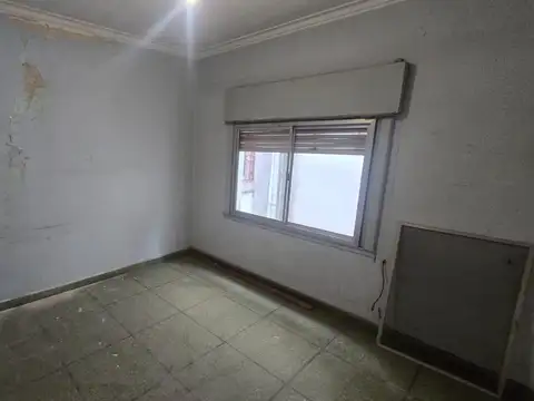 Depto Tipo Casa en Venta 50 años