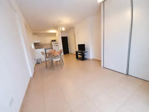 Departamento en Alquiler en Macrocentro, $ 400.000