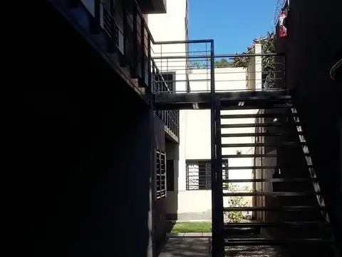 HERMOSO DEPARTAMENTO EN ALQUILER EN GODOY CRUZ