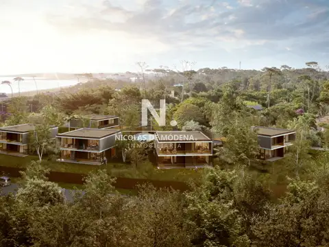 A metros del mar, en venta casa de 3 dormitorios en Playa Mansa