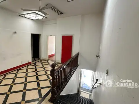 Oficina en Alquiler en Vicente López Vías / Maipú, USD 1.200