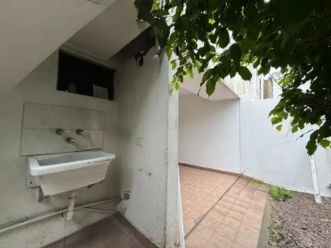 Depto Tipo Casa en Venta en La Plata, USD 68.000