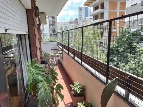 DEPTO 4 AMBIENTES CON DEPENDENCIAS COCHERA BAULERA PARQUE CENTENARIO