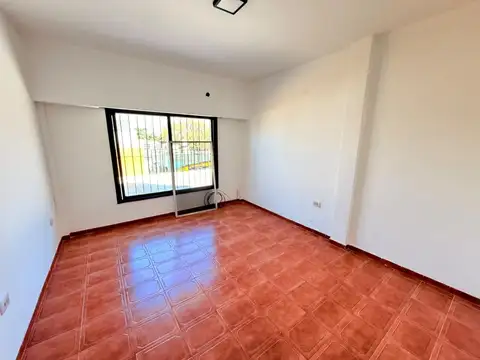 Casa en Alquiler en Ituzaingó, $ 1.100.000