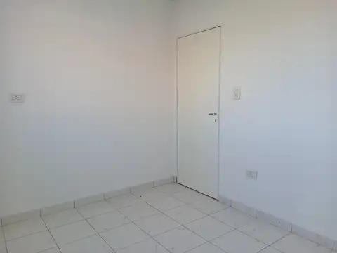 Departamento en Alquiler en Presidencia Roque Saenz Peña, $ 300.000