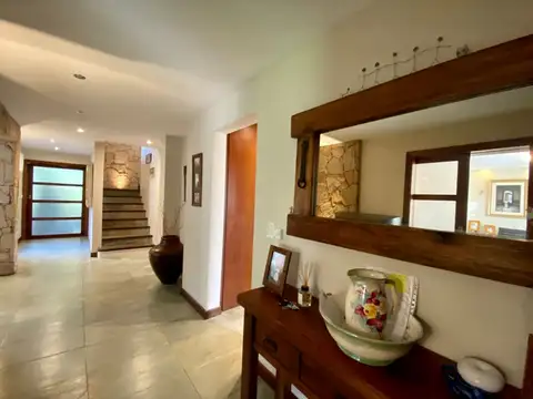 Camino de los Horneros 600