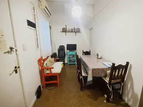 Depto Tipo Casa en Venta en Chacarita, USD 94.000