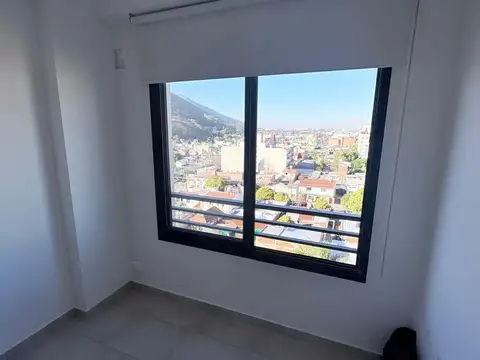 Departamento en Alquiler en Zona Centro, $ 700.000