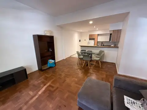 Depto Tipo Casa en Venta 50 años