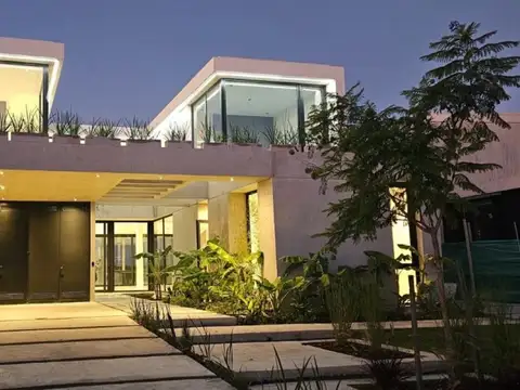 Casa en Venta de 5 dormitorios