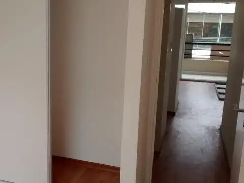 Departamento 2 Ambientes - Remedios de escalada.