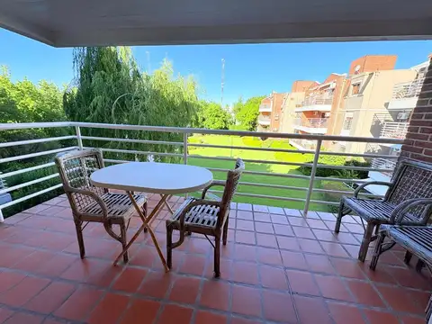 Departamento 4 ambientes con 3 baños